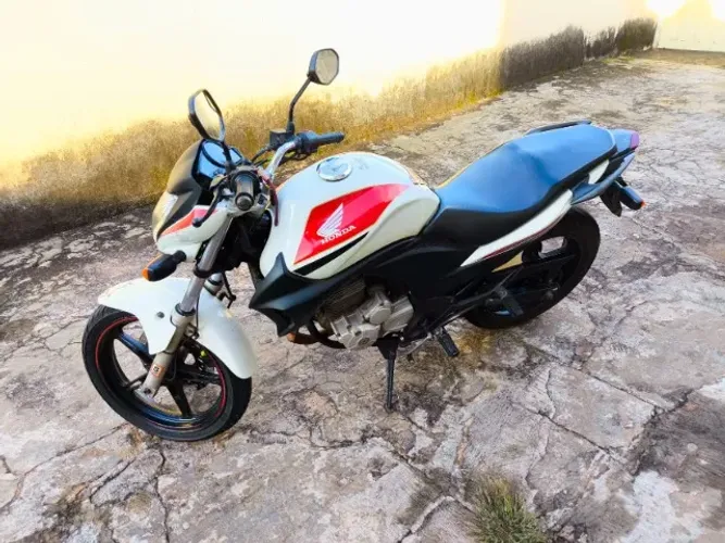 Honda CB300 R 2012 versão Hollywood