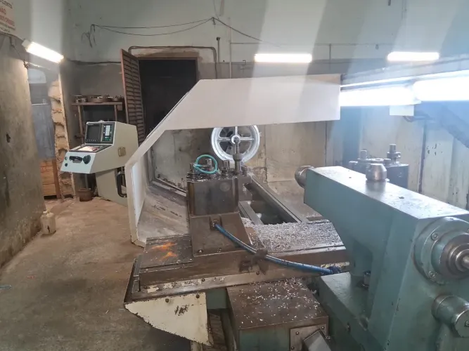 Torno CNC Nardini Logic 325