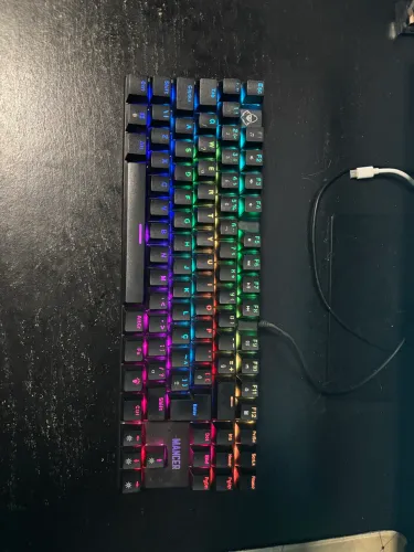 Teclado gamer mecânico