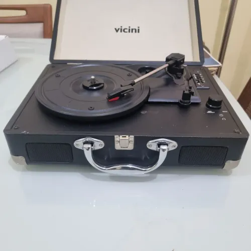 VITROLA VICINI PORTÁTIL - ESTILO MALETA
