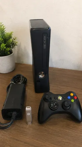 Xbox 360 Slim