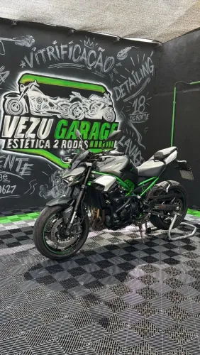 Vendo Kawasaki z900, 2025, 3200 km.