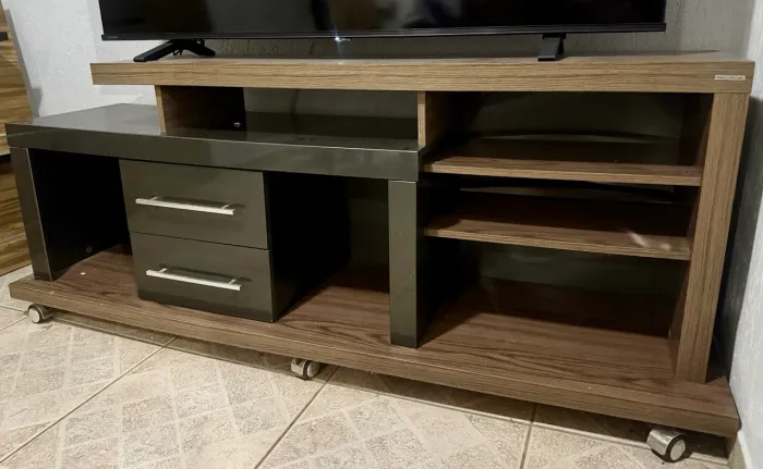 VENDO - Rack para TV + Painel de TV (conjunto ou separado)