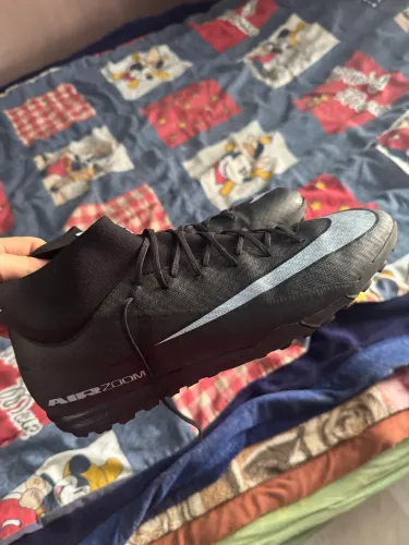 Chuteira Nike 44 