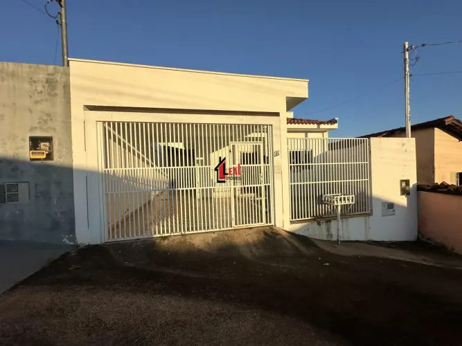 Casa para Locação em Presidente Prudente, BELO GALINDO, 2 dormitórios, 1 banheiro, 2 vagas