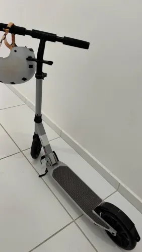 Patinete e longboard