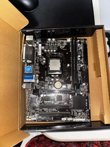Kit, placa mãe e processador mais water cooler