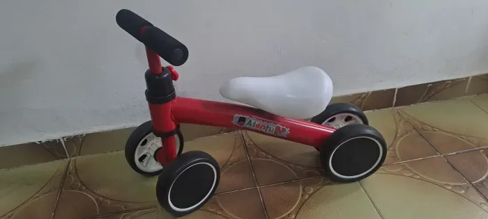 Bicicleta de equilíbrio