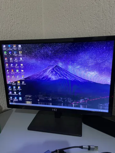 Monitor 21 polegadas hq