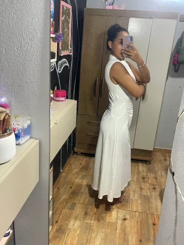 Vendo vestido usado uma vez 