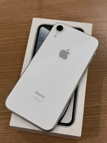 iPhone XR