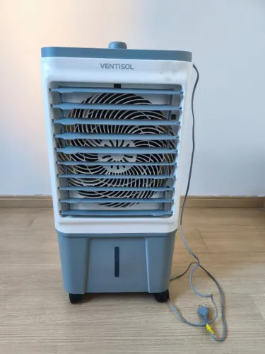 Climatizador Ventisol - Ar Frio Portátil Evaporativo 16 Litros 130W Clin16 Cor Cinza