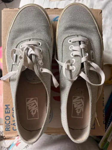 tênis vans prata brilhoso 39/40