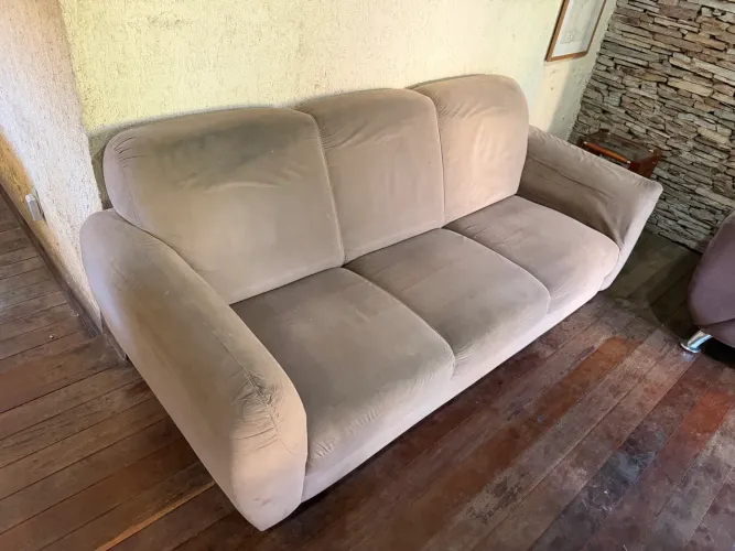 Sofá 3 lugares 