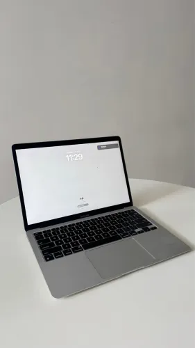 MacBook Air M1 13 polegadas 256gb