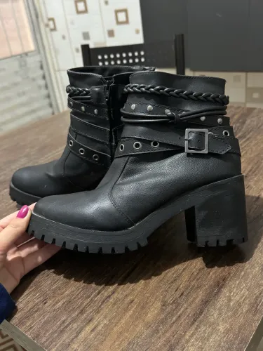 Bota de salto.