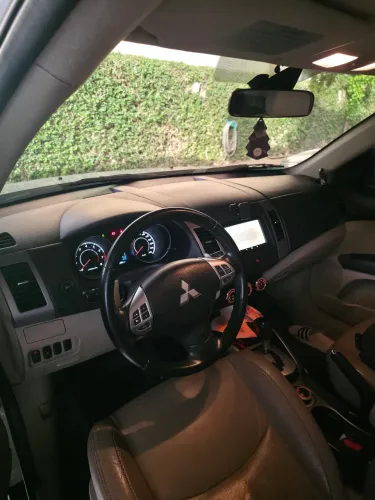 Mitsubishi Outlander 3.0/ GT 3.0 V6 Aut. 2012