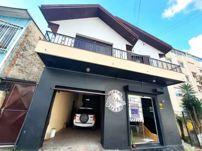 CAXIAS DO SUL - Casa Padrão - RIO BRANCO