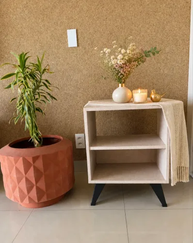 Mesa de apoio/cabeceira Tok Stok