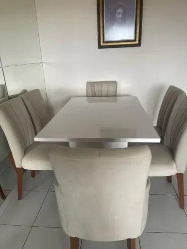 Mesa de jantar 6 lugares