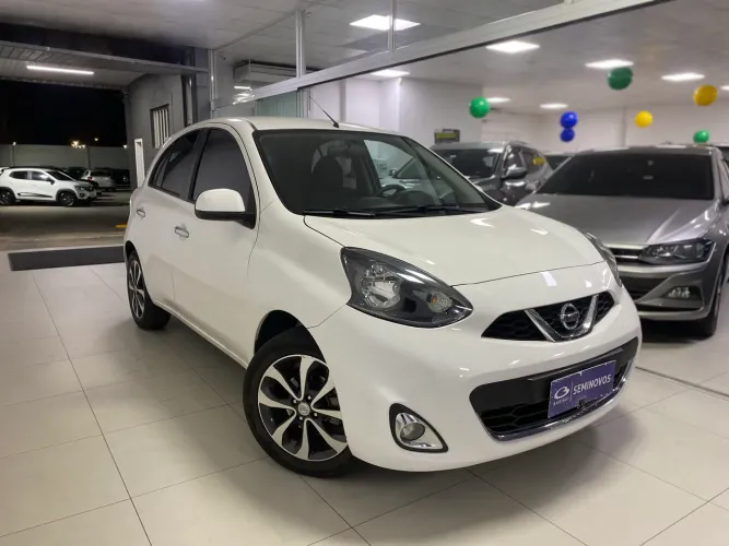 Nissan March SL 1.6 16V Flexstart 5P Aut. 2017