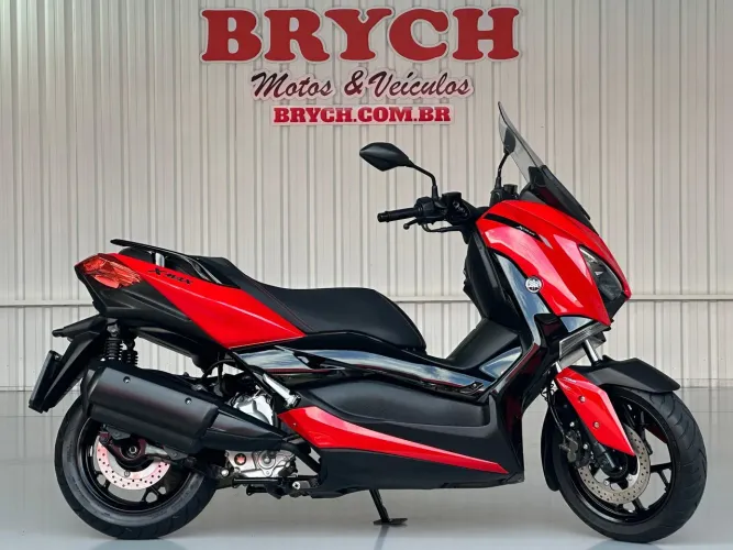 XMAX 250 ABS VERMELHA 2024/2024