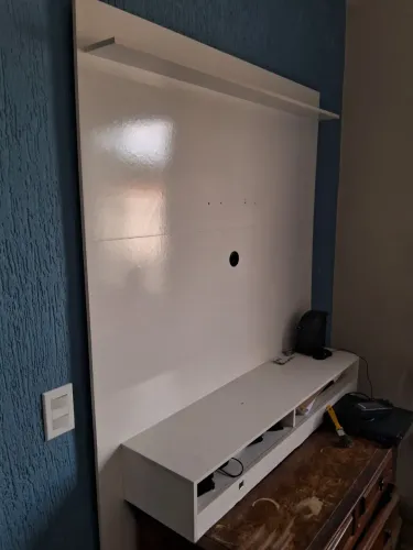PAINEL DE TELEVISÃO 