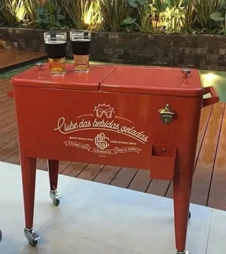 Cooler vintage Imaginarium com rodinhas