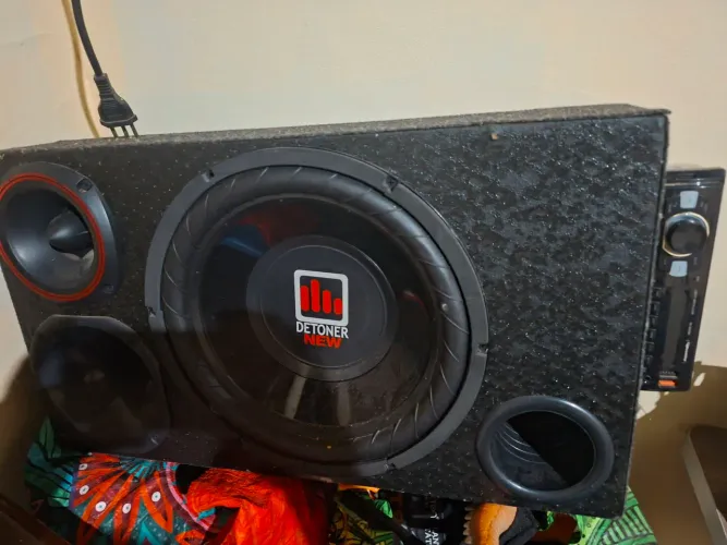 Vendo caixa de som trio completo 