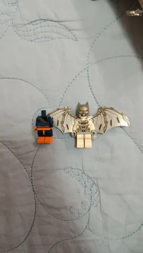 Lego Original Minifiguras Batman espacial e corpo Slade Wilson Deathstroke