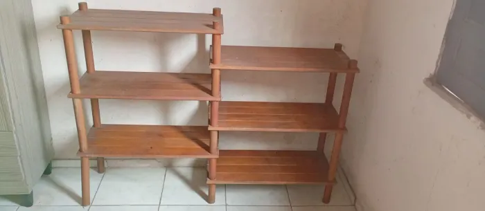 ESTANTE PARA SALA
