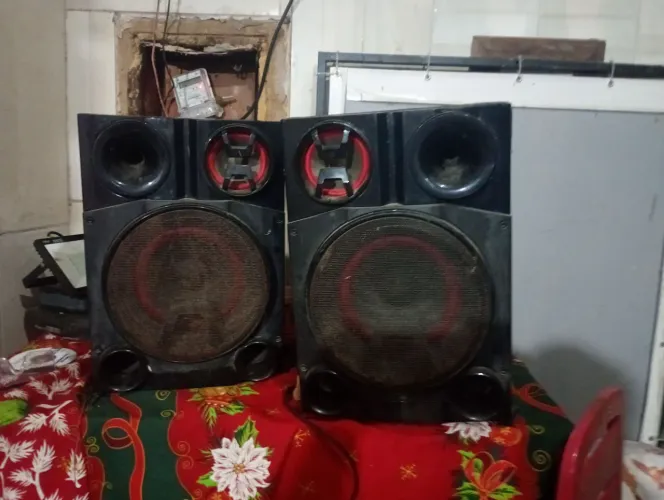 Par caixas Lg