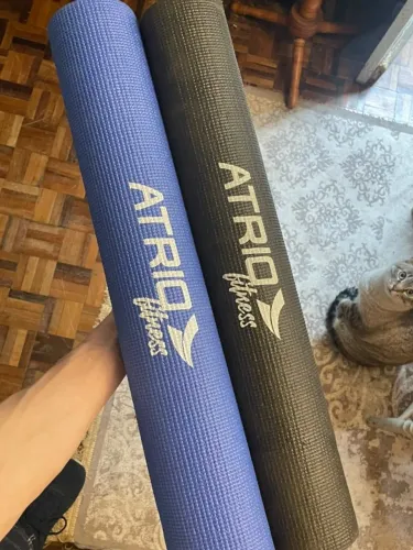 Tapetes de yoga e exercícios