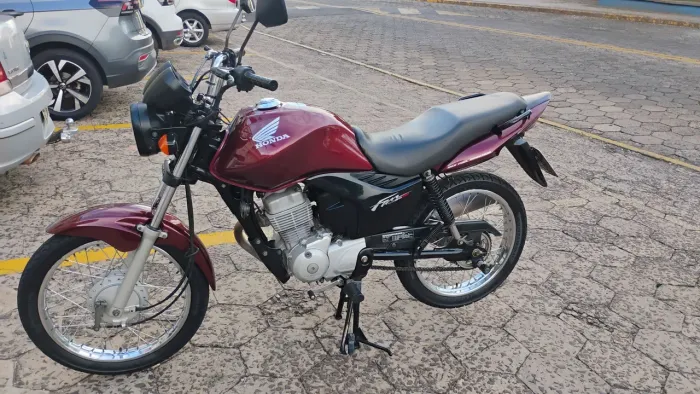 Moto Honda CG Fan 150 Es.