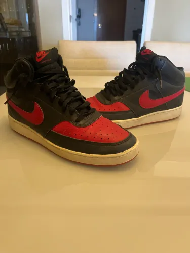 Tênis Nike Court Vision Mid