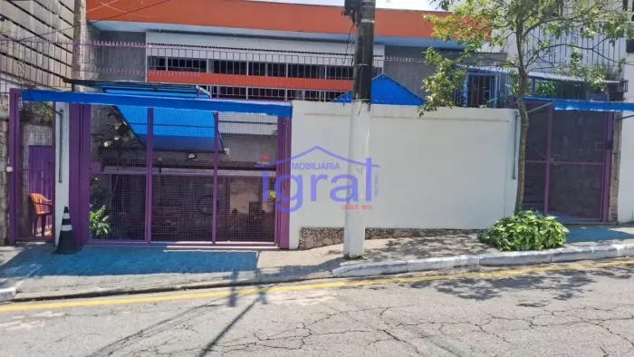 Sobrado comercial para renda com 4 dormitórios à venda, 422 m² por R$ 1.385.000 - Bosque d