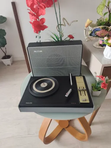 Vitrolinha Philips GF503 Década 1970