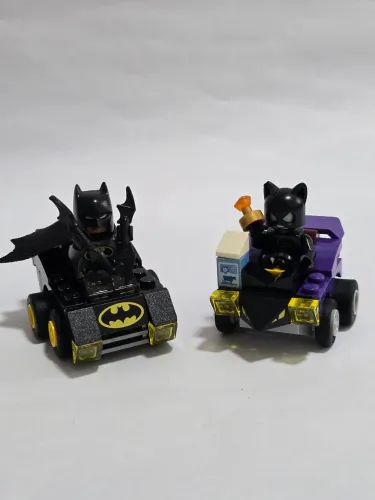 LEGO DC Poderosos Micros: Batman contra Mulher-Gato 76061
