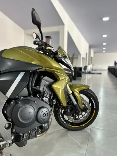 CB1000