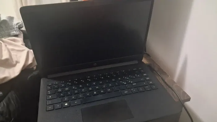 Notebook HP com AMD3020e e 4GB RAM