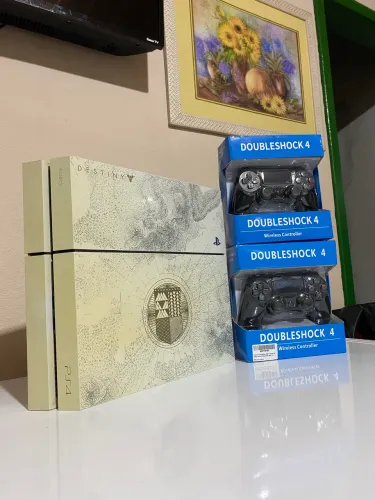 PlayStation 4 FAT Destiny Edition - Edição limitada