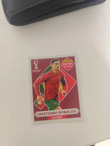 Figurinha Extra Sticker Cristiano Ronaldo Bordô - Copa do Mundo Qatar 2022