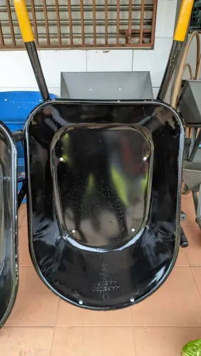 Carrinho de manhã preto