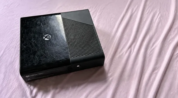 Xbox 360 E 500GB Nunca Aberto + Vários Jogos originais + Controle