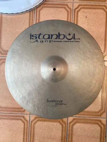 Prato Istanbul Agop Traditional Medium Ride 21" (53 cm) - B20 Artesanal Importado