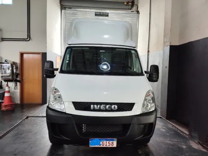 Iveco Daily City 30s13 Chassi 2P (diesel) 2020