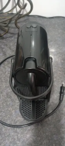 Cafeteira Nespresso Inissia D40