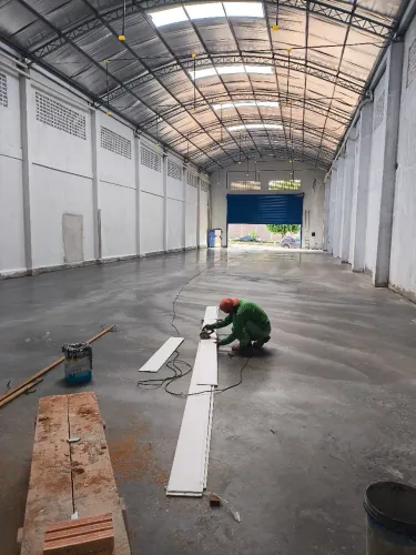 GALPÃO COMERCIAL