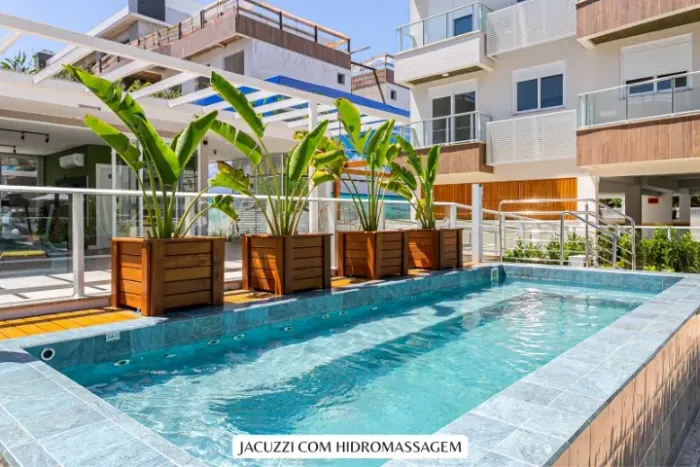 Apto de 2 quartos, mobiliado e equipado, em condo clube no Campeche