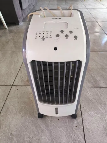 Vendo climatizador de ar Britânia BCL01F
